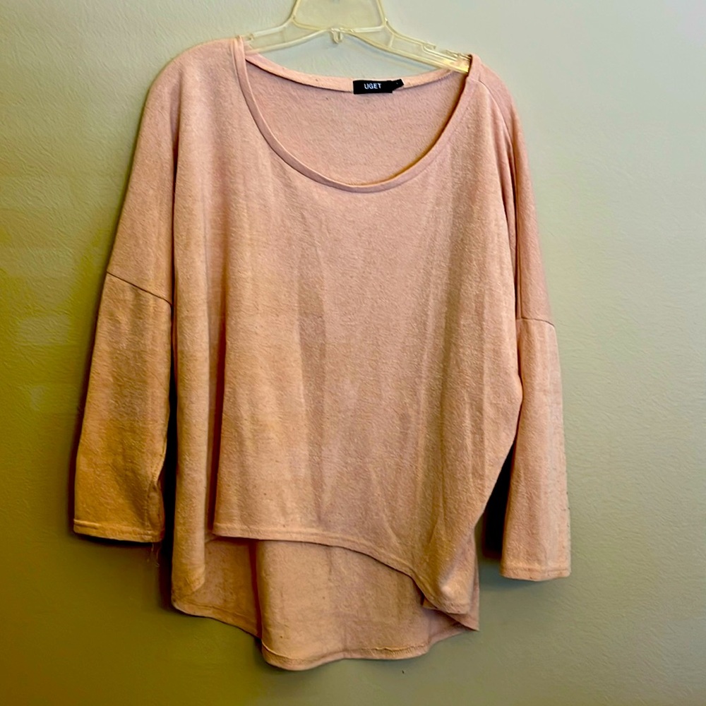 Oversized baggy top in TAN color size large in good used condition